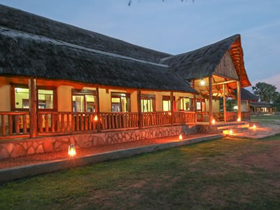 Pakuba-Safari-Lodge